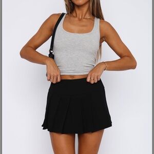 White Fox Boutique Black Pleated Mini Skirt